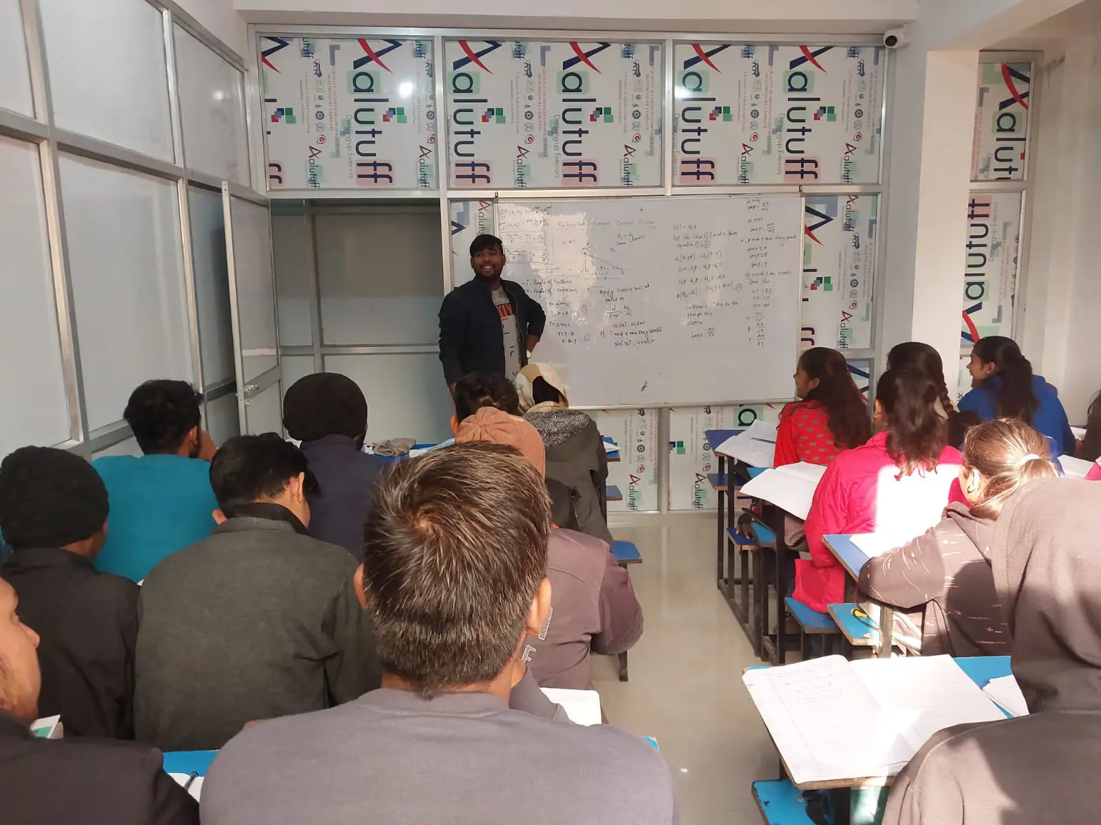 Ved Academy institute image